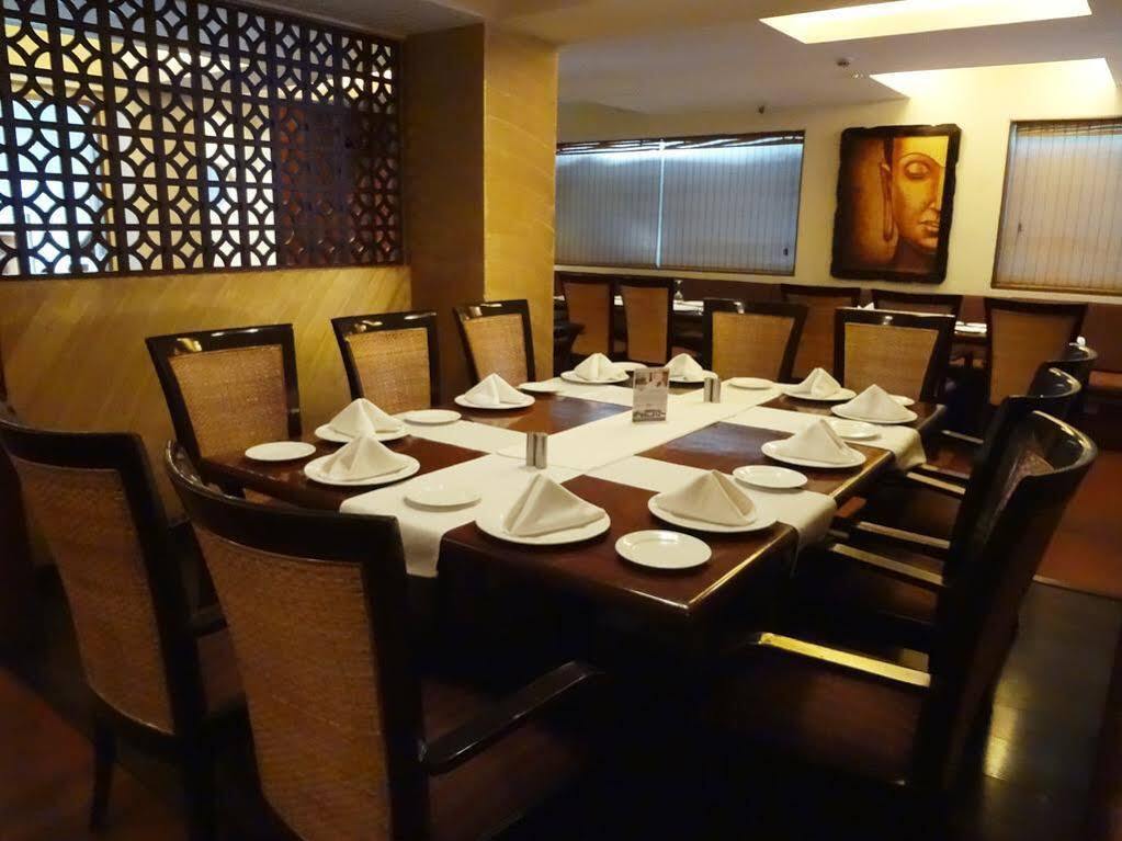 Hotel Jewel Of Chembur Bombay Exterior foto